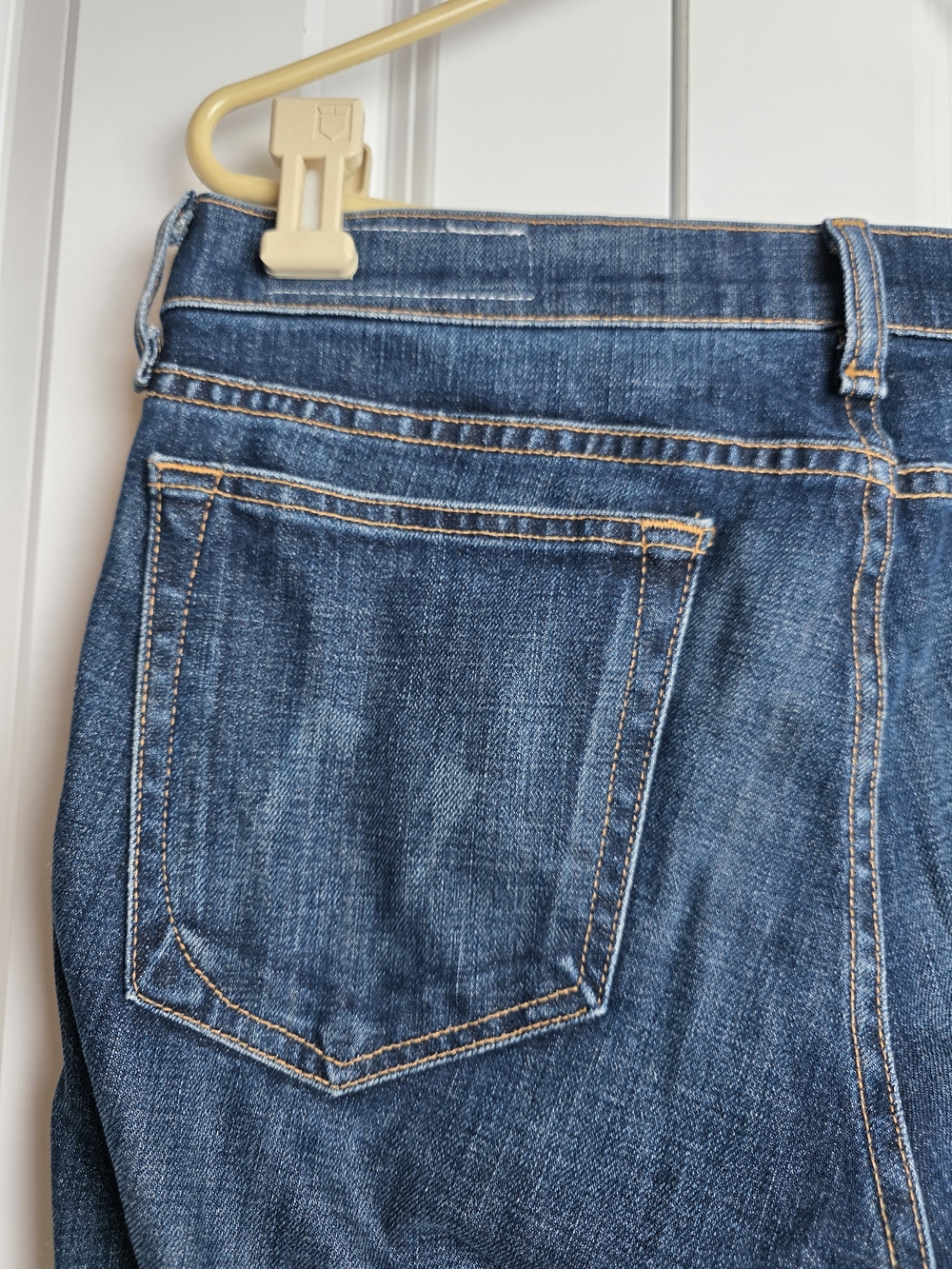 Rag & Bone "Tomboy" Slim Straight Jeans in Aged Dark Wash – Size 27 X 28.5" - Picture 14 of 16